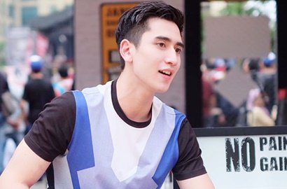 id_headzine's tweet photo. WowKerencom Makin Perhatian #Verrell Bramasta Ikut Sibuk Gara-Gara Ibu Baru Ngidam https://t.co/fwOAT0wslS https://t.co/zeABD8YHT3