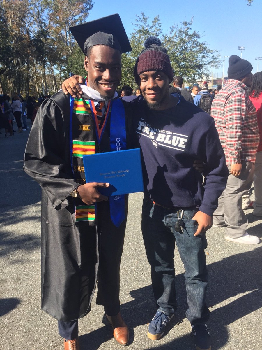 E21J_'s tweet photo. I wore my SSU Sweathshirt to JJ graduation in May so he wore his GSU sweatshirt to mine
#Proud&Petty #SavState16 https://t.co/ahYz8aQBZB