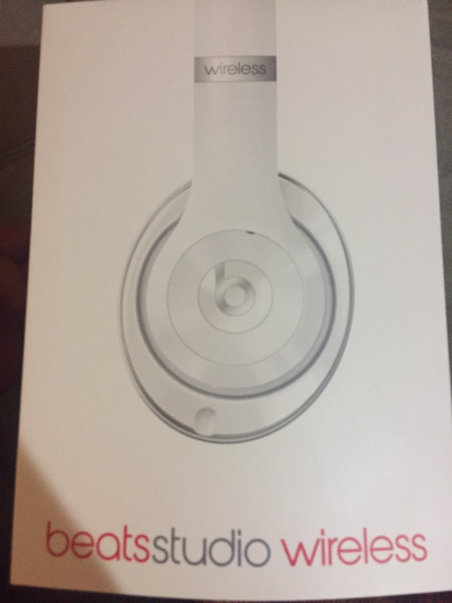 thanks big bro for the early Christmas gift 😎 <a href="/JahlilOkafor/">Jahlil Okafor</a> #shouldabeenadolphin