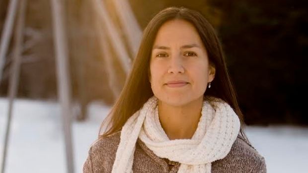 CBCNews's tweet image. Meet Dr. Nadine Caron, Canada's first female First Nations surgeon (via @TheCurrentCBC) cbc.ca/1.3645029