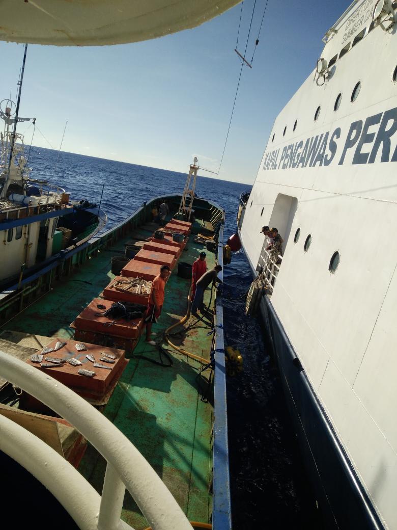 awinoer's tweet photo. #harnus. Persembahan Harnus 2016 .. Jaga kedaulatan Maritim Nusantara ... 6 KIA Philipina ditangkap KPK ORCA 03 .. https://t.co/X8pRnla5j7