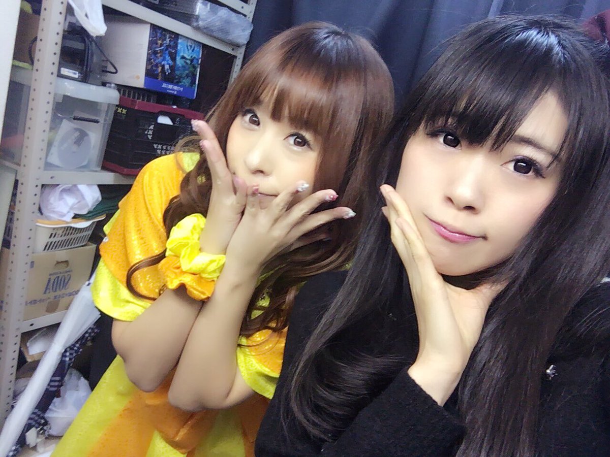 木下りこ magarinari 可愛い可愛いひなた姫 14歳はビール飲んだらダメです 今回もしっとりと聴かせてくれたことねちゃん ワンマン前の忙しい時期に出演快諾してくれたレジキスさん 皆さん ワンマンは12 22ですよっ 共通の好きなアーティストって