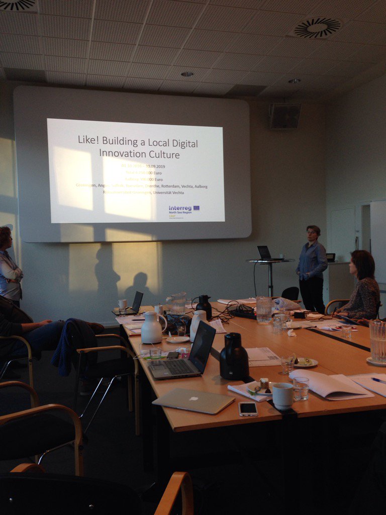 GretheFallesen's tweet photo. .@LikeNSRproject Presenting Like! to our colleagues in the office. Lots of positive response and ideas https://t.co/6y8cESeLrw