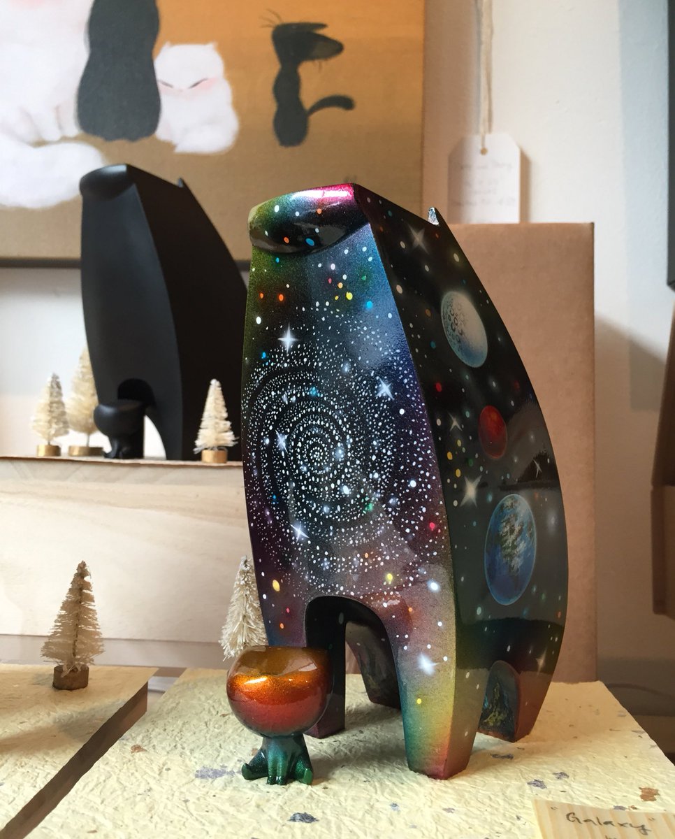 MartinHsu's tweet photo. ' Galaxy ' #KindredsFigure by @maxtoyco !
' Midnight ', 2-pc matte black resin sculptures https://t.co/dY4IPSF5Jf on @powercoreio https://t.co/9FWeWsS5lY