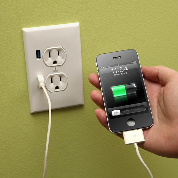 壁コンセントから直接iphoneを充電できる家があるらしい 全ての家がこうなってほしい Togetter