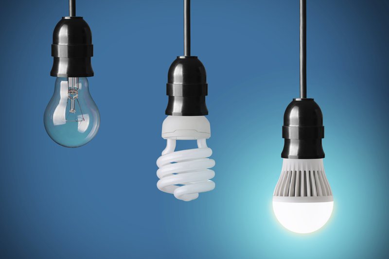 fm101power's tweet image. The #MorningRide @KennyKlips wants to know what type of light bulbs you are using in your house #TechMayhem