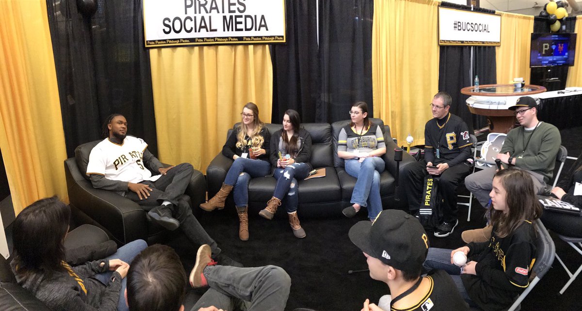 piratesfan24's tweet photo. Had a great time at #PiratesFest! Great to meet @JBell_19! Have a great year! Let's Go Bucs! @Pirates #LetsGoBucs #BucSocialVIP https://t.co/ILCEZWmNlx