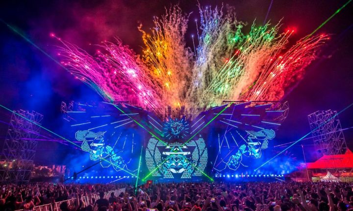 concertholic's tweet image. #ConcertReport #Review #DWP16 - The BIGGEST One Ever!
Read more:
concertholic.com/review-dwp16-t…