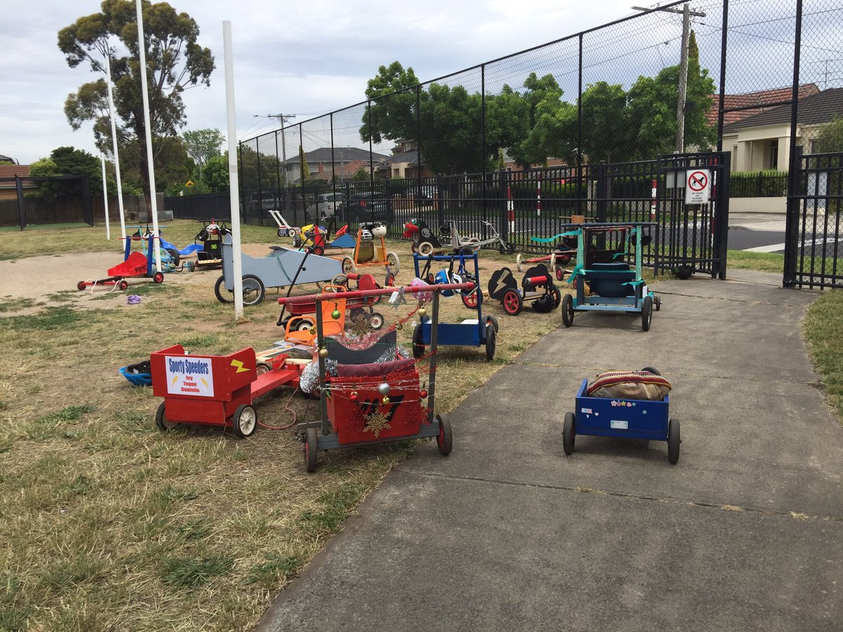 thatPEdude's tweet photo. Billy Cart race day is so much fun! Kids love it!! #physed #running #billycarts #theannual https://t.co/xpcOYJ9Fmn