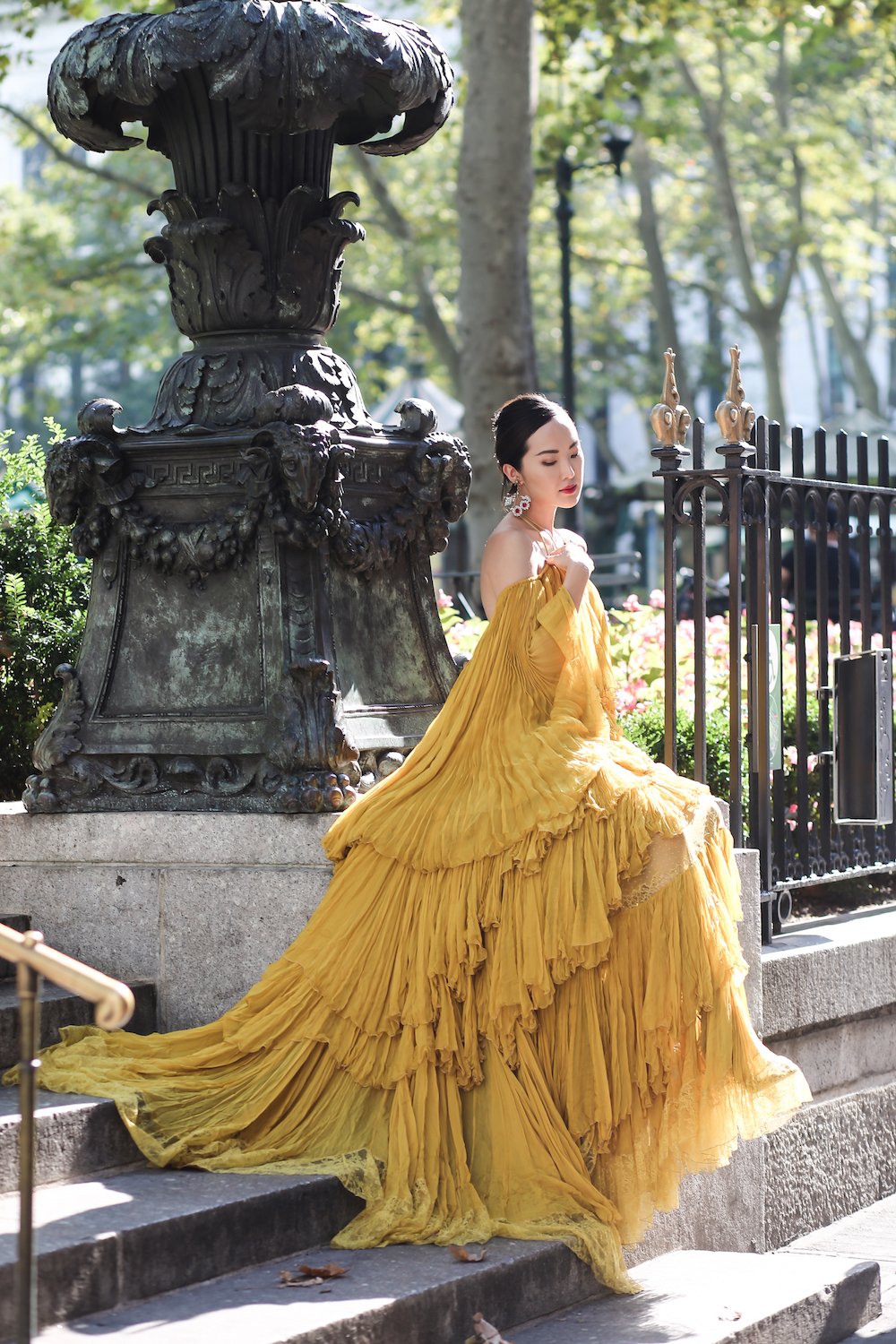 Roberto Cavalli on X A Modern Fairy Tale Yellow off the shoulder ruffle plisse gown from the RobertoCavalliFW16 collection. https t 6SR3JRJMhf https t EzBlxCITyK X