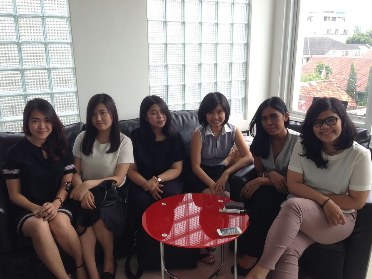 Two weeks ago! <a href="/livazacom/">LIVAZA</a> team had a PR session with @KVoiceBerliner. Thank you KVB for supporting Indonesia's startups! Cc: @SirlyWNasir