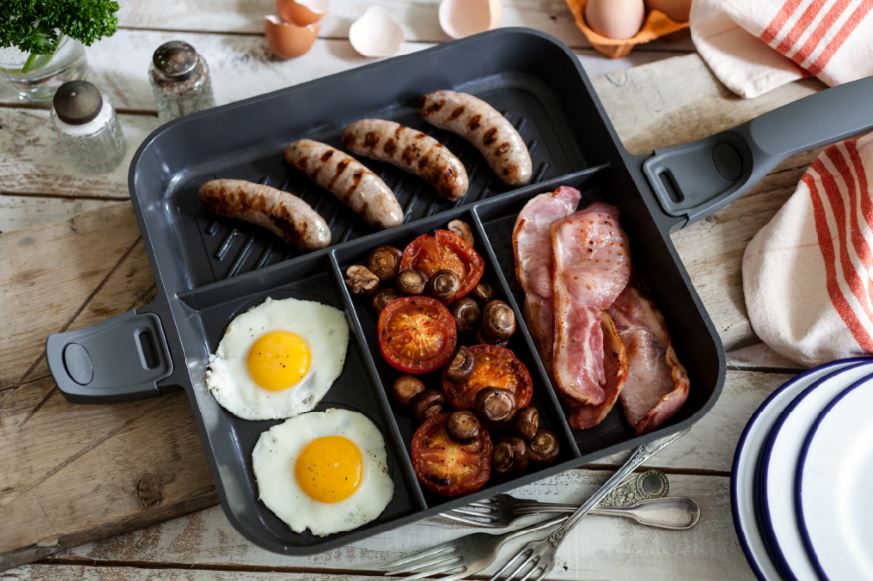 officialHSTV's tweet photo. Do you always have a #Christmas or #Boxing Day Fry up? Ensure you get your loved one a #QuadraPan this #Christmas 🎁🍳 https://t.co/MlGP3ZdBqJ https://t.co/fy5q8FUW0N