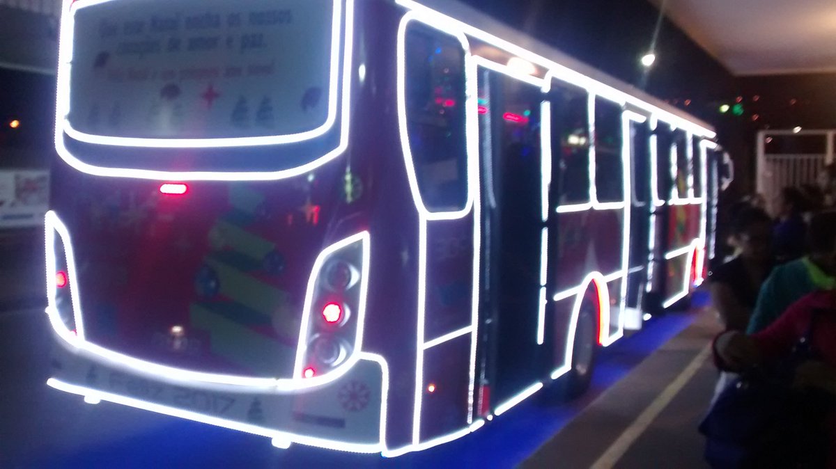 Evertoon_97's tweet photo. O lado bom que embarquei no expresso Noel ontem! Hsuahsuahzuau 🎅⛄ https://t.co/V6pP63V19L