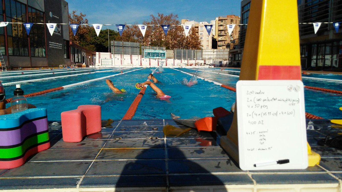TfSwimTfRun's tweet photo. Instrucciones #Tfswim #training:
1. Tirarse al agua
2. Nadar 3.000m (o lo que se pueda) dándolo todo
3. Salir del agua
De este palo vamos! 💪 https://t.co/7CLTVcqtDv