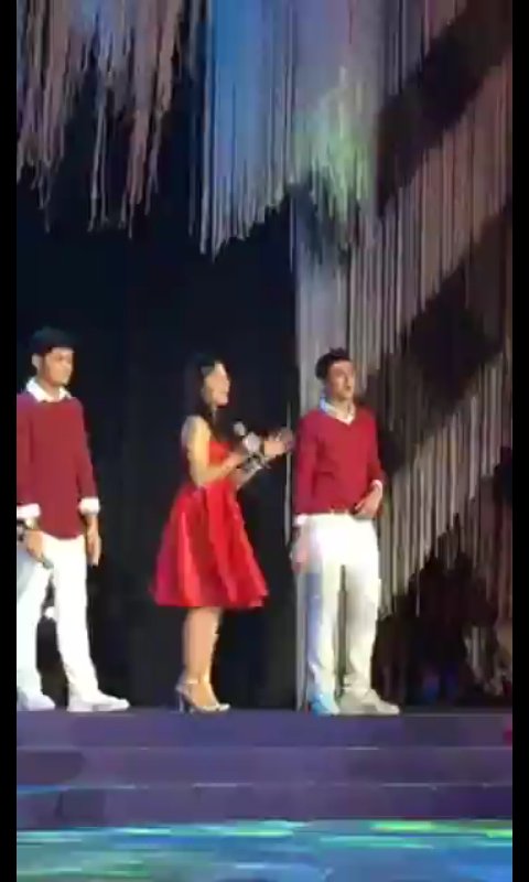 miel_johre's tweet photo. Na eto na sila gosh.

MERRY KISSMARCSpecial https://t.co/NTXoiydmYL
