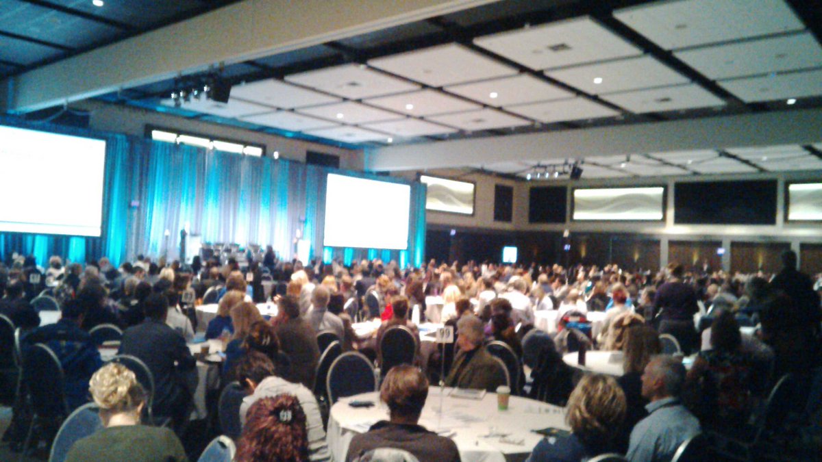 ian_toone's tweet photo. Giant room of managers at #meg_gc https://t.co/asRe18xCkg