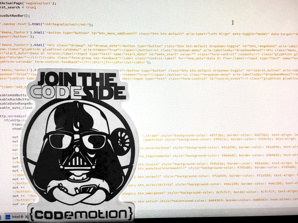 PJsoftwarehouse's tweet image. #jointhecodeside #Codemotion2016 #plasticjumper #Ferrara #StarWars