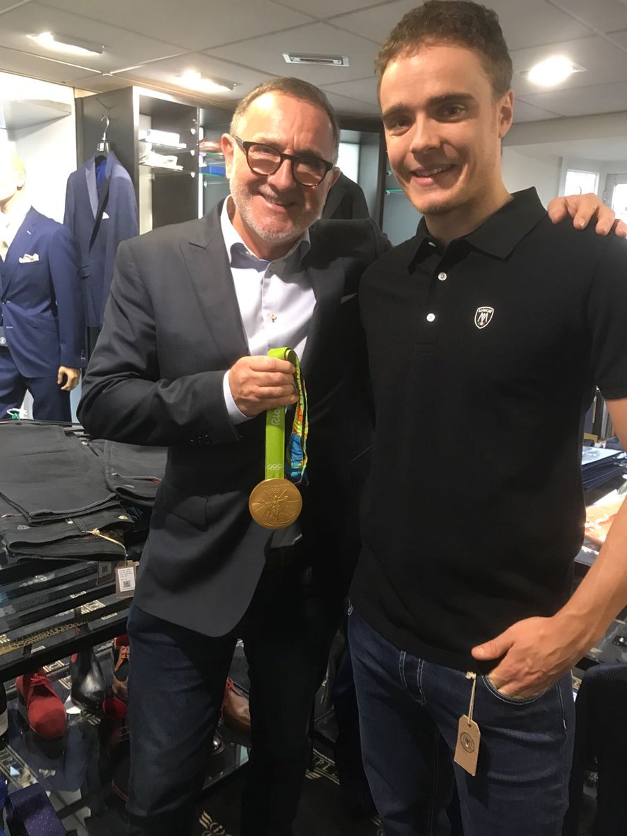 ScruplesForMen's tweet photo. @StevenBurke88 double gold medal winner in Scruples Menswear... He loves @ManciniJeans https://t.co/AxqcjTa0dS