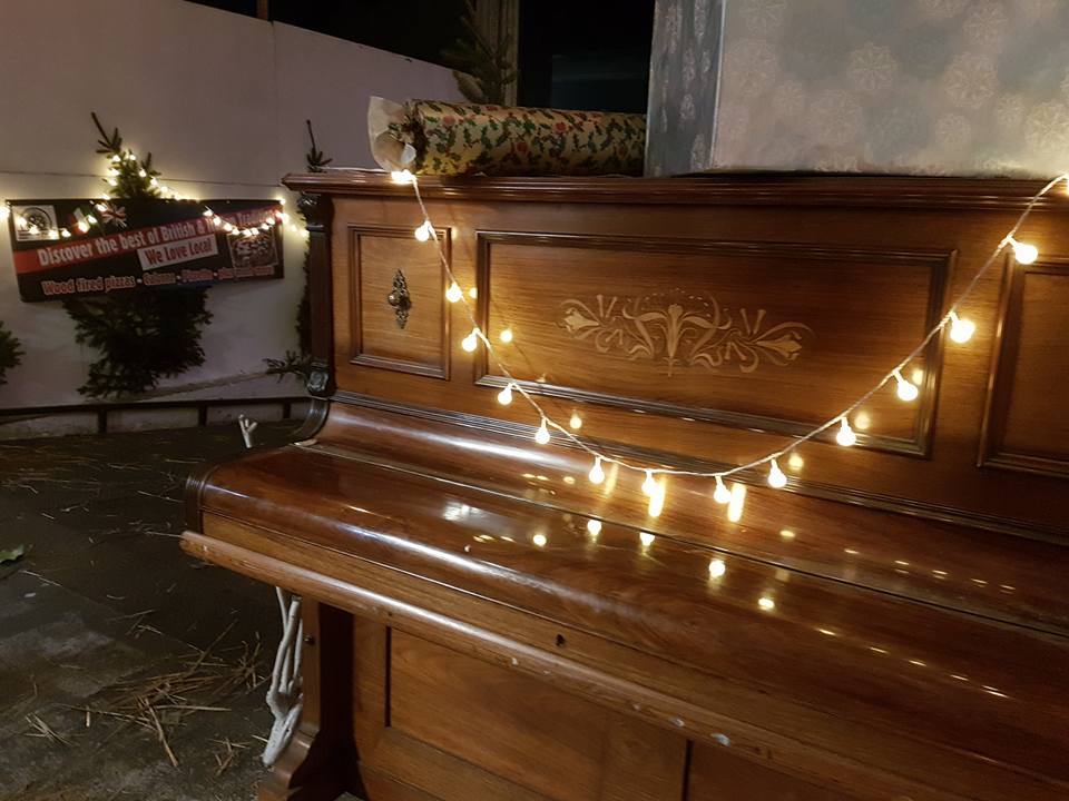 Had fun checking out @SheffAfter5 Street Food Warehouse last night! <a href="/TrafalgarWhouse/">Trafalgar Warehouse</a> is such a nice venue! #sheffafter5