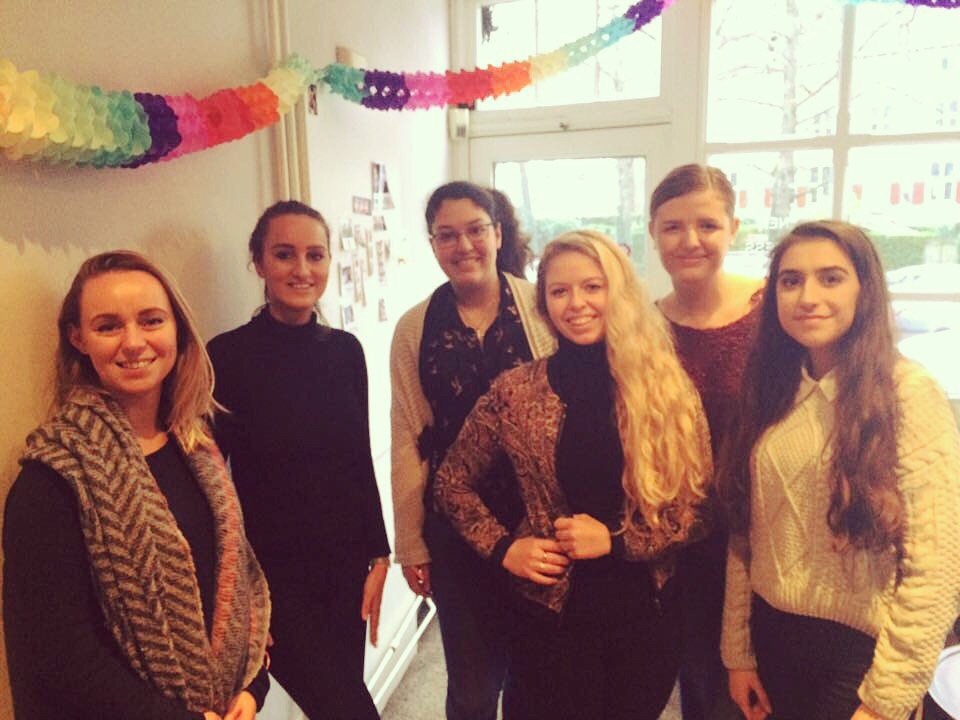 Skannatweets's tweet photo. Succesvolle #horecatraining in #Amersfoort voor deze leuke nieuwe Skanezen. #Welkom 😃 https://t.co/hGQeRMjUde