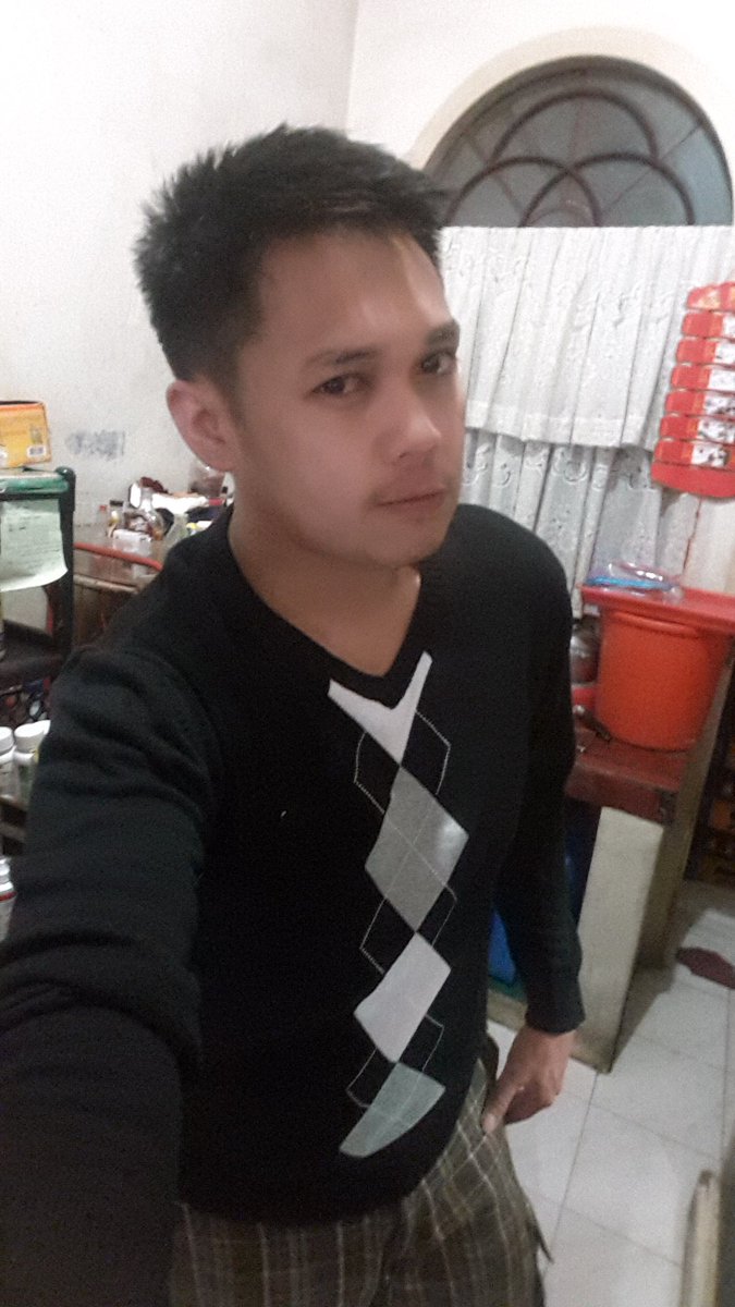 drew_bchlr's tweet photo. #SelFiNas #PinasCation #Bakasyon https://t.co/irQxbTzj2d