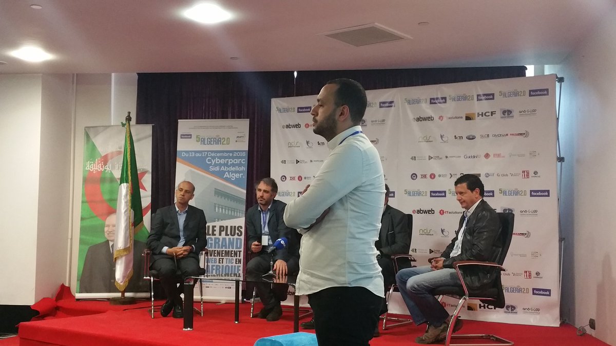 BSaadeddine's tweet photo. @BezzitouniC @rezobiz @K_ar_im @it_mag un panel très intéressant autour des écosystèmes numérique. https://t.co/ne4uK3vv5Y