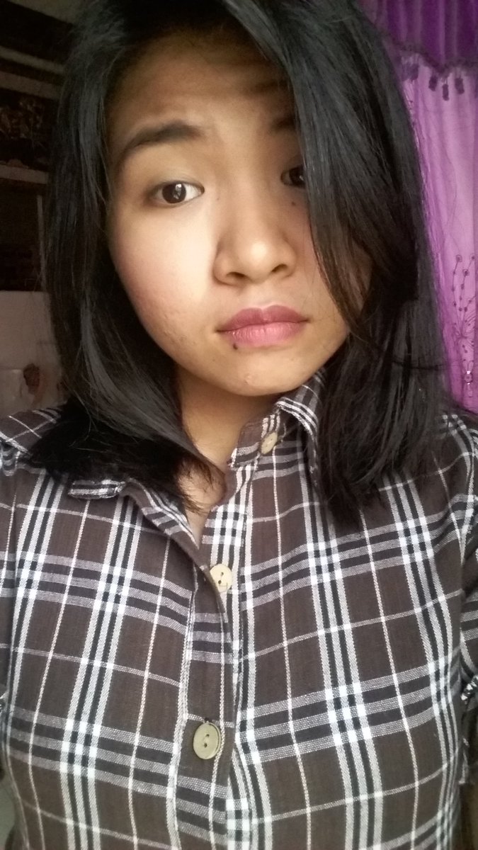 aliahreyes_'s tweet photo. Sa sobrang kapal ng fes mo, nahiya ako sa buhok ko so pinanipisan ko sya #obviousba https://t.co/gvncBGUGV1