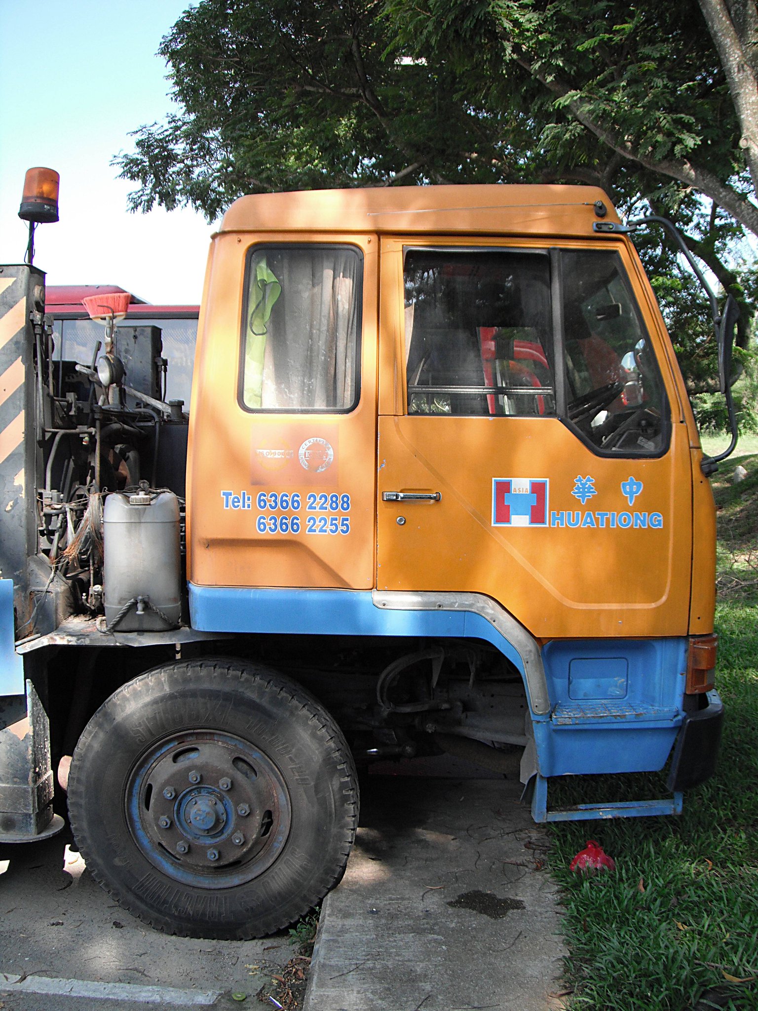 Twitter 上的 Weichiun Ho 中古日本車 シンガポール 重機運搬車 三菱ふそう 中古車 シンガポール Fuso ザグレート 重機運搬車 T Co Ew0kchojmf Twitter