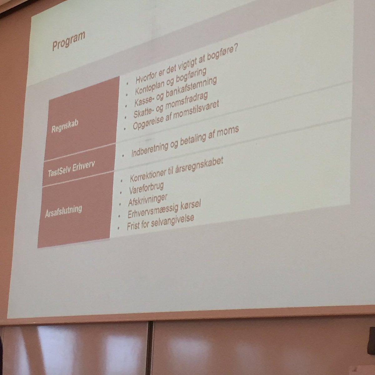 Info møde for nystartede virksomheder - helt nede på jorden 👍