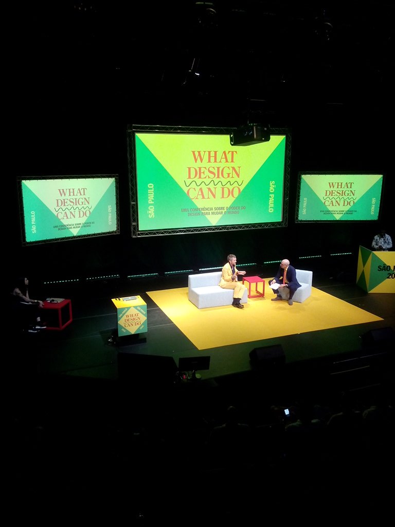 baslier's tweet image. Why doesn't he wear green pants? #wdcdsp