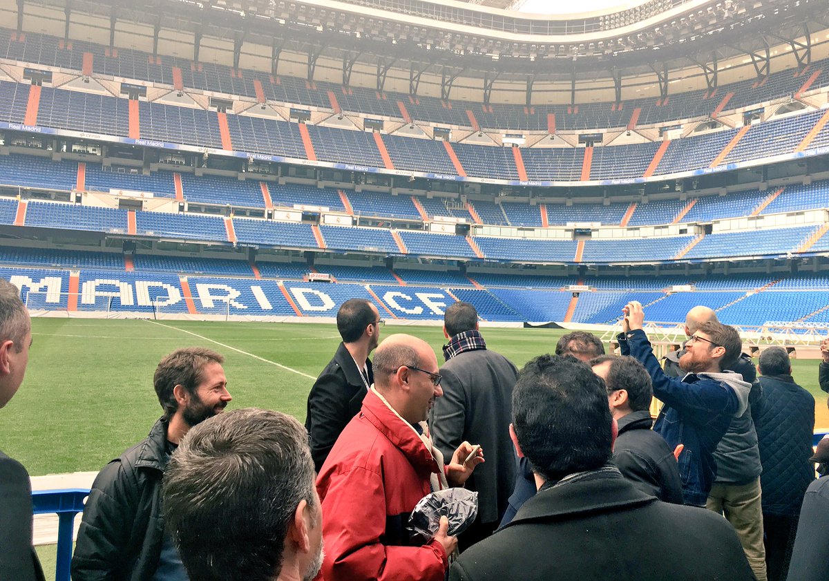 capside's tweet image. Acabamos #AzureSec con una visita al #SantiagoBernabeu. ¡Gracias a todos por venir!
#DevSecOps #Azure #CyberSecurity