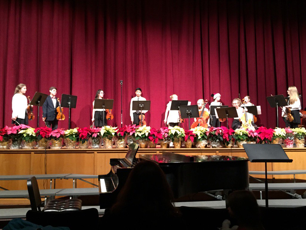 CanajoharieCSD's tweet image. Final holiday concert is tonight, 12/13, 7pm. Come join us!