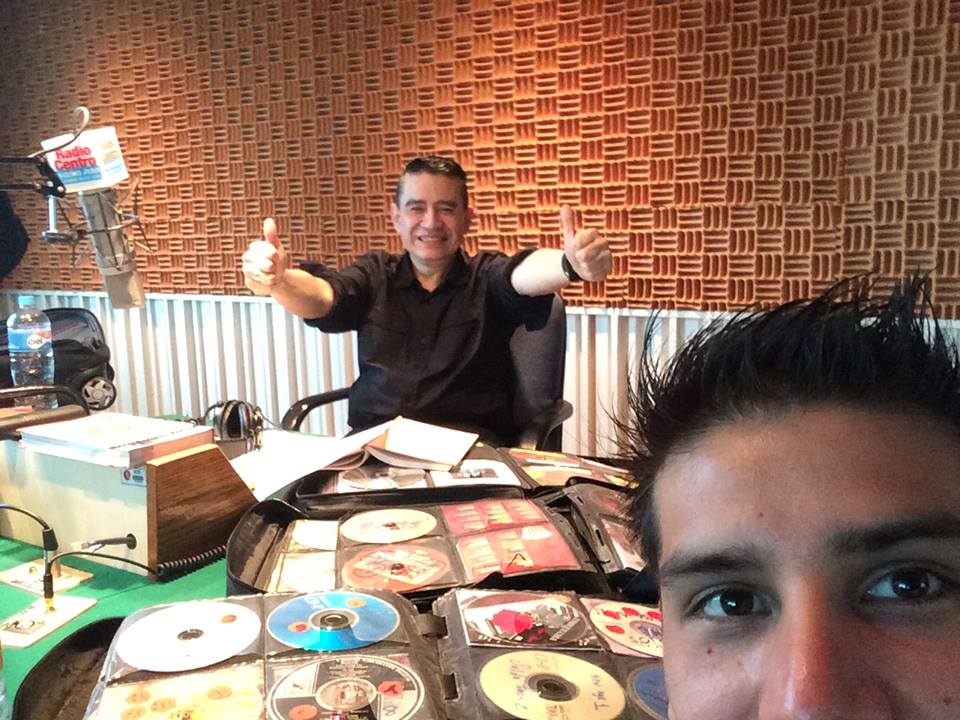 Feliz martes! Nos escuchamos a las 3 en VAE y a las 11 en ECLH de Radio Centro 1030 AM <a href="/radiocentro1030/">Radio Centro 1030</a> seguro les gustarán los programas :)