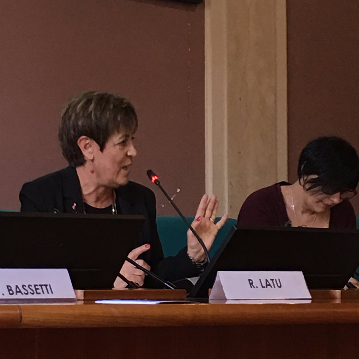 "Le nuove sfide per educare al dono." Apre il convegno Rina Latu per <a href="/avisnazionale/">avisnazionale</a> al MIUR