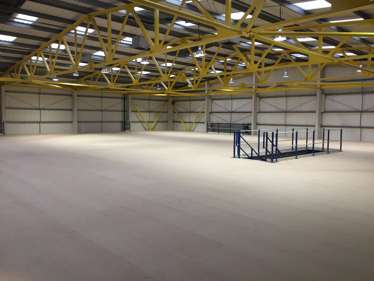 STSStorage's tweet image. Phase one #mezzaninefloor complete @DisplayDevelop We think it's looking pretty good :) #warehouse #spaceimprovements