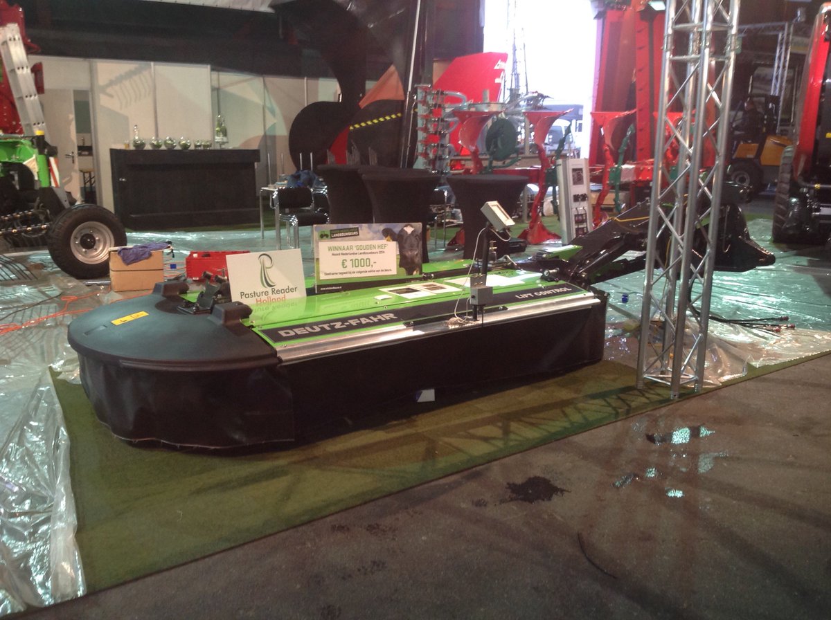 De stand is bijna klaar. morgen landbouwbeurs Leeuwarden 
<a href="/PastureReader/">PastureReaderHolland</a> <a href="/WTCLandbouw/">WTC Landbouw</a>