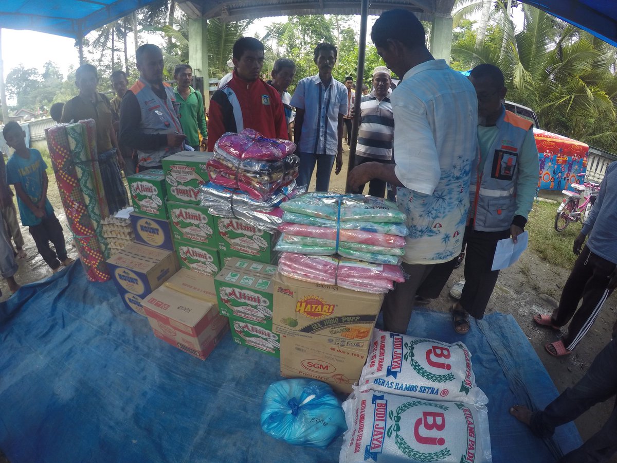 Relawan CS tweet media