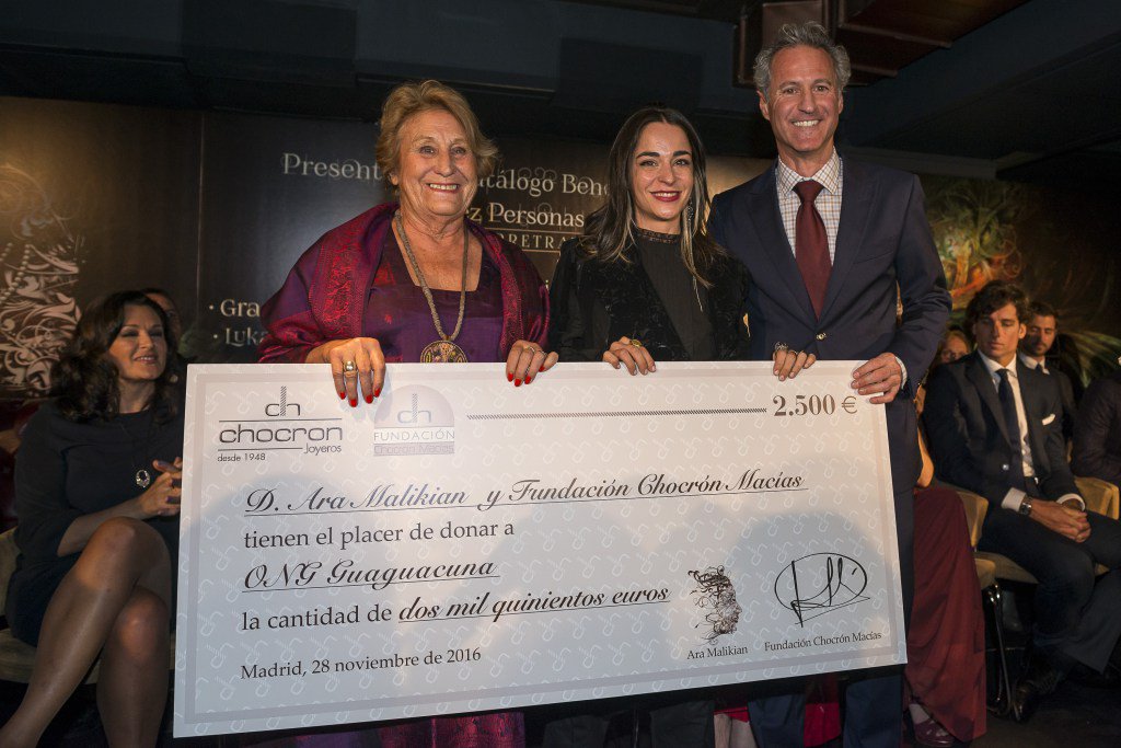 Ara Malikian dona 2.500 euros a Guaguacuna tras prestar su imagen calendario benéfico ‘Diez… guaguacuna.org/ara-malikian-d…