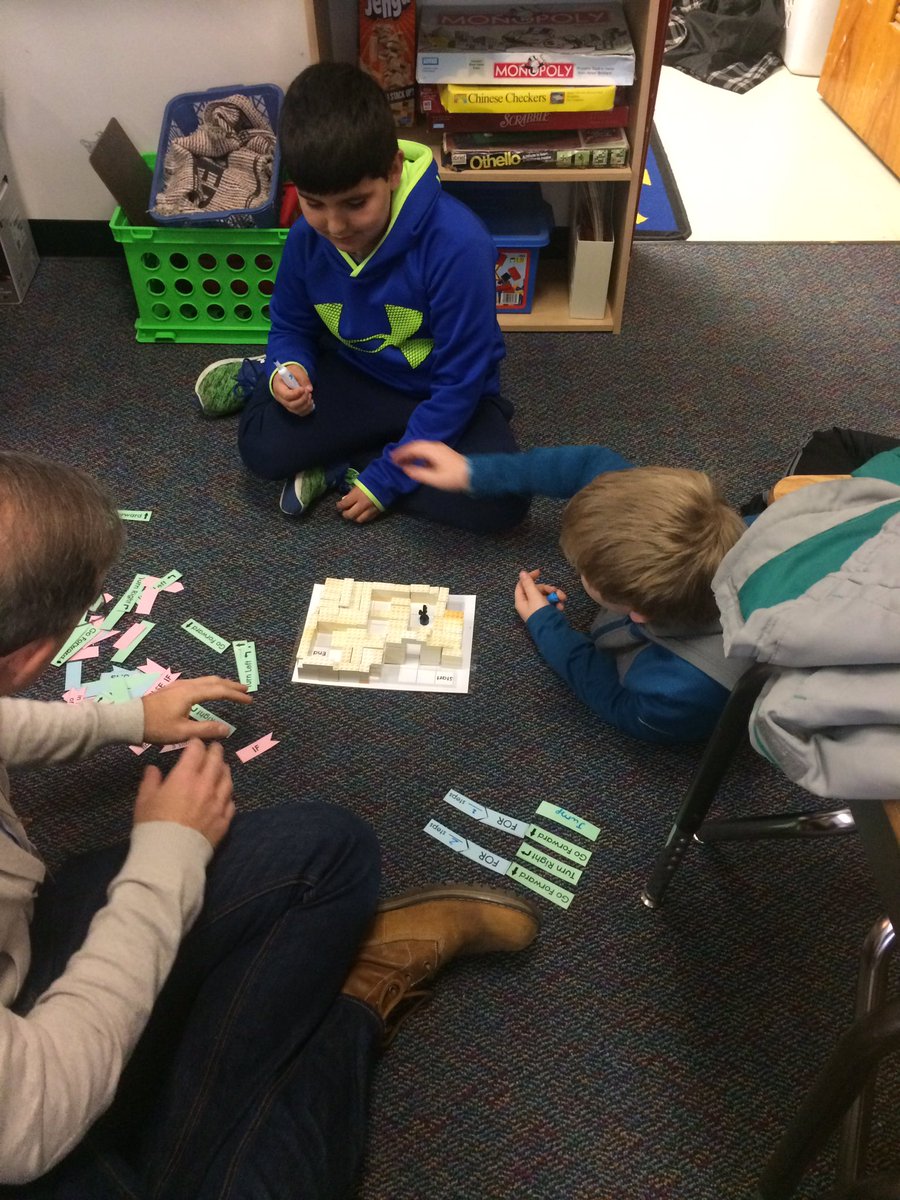 Innovate_K12's tweet photo. Only an #HourofCode ?? Not @AbingdonGIFT We code all year! #APSHourofCode #APSisAwesome #code https://t.co/RsJBtUdaza