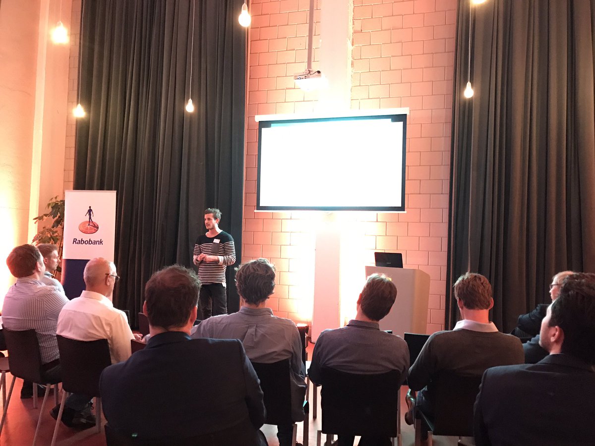 Kickoff van Generation-E programma @IndustrieparkNL Alumnus <a href="/HANnl/">HAN University of Applied Sciences (HAN)</a> Koen Olieslagers pitcht zijn Wattsun pop-up power