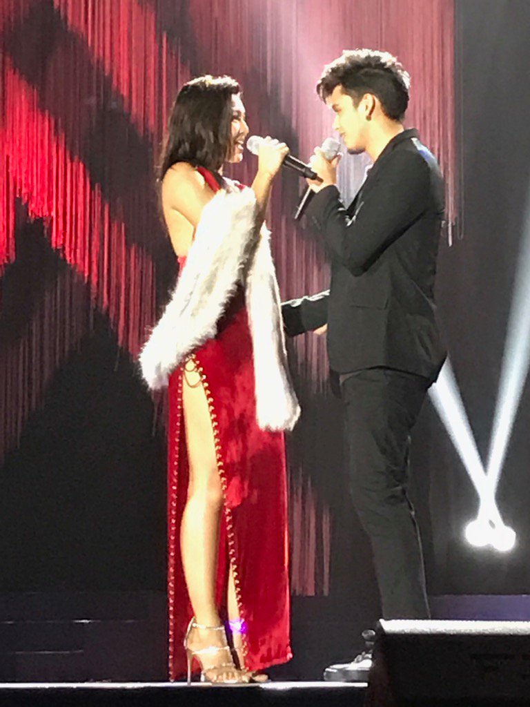 direklauren's tweet image. Sexy outfit of Nadine