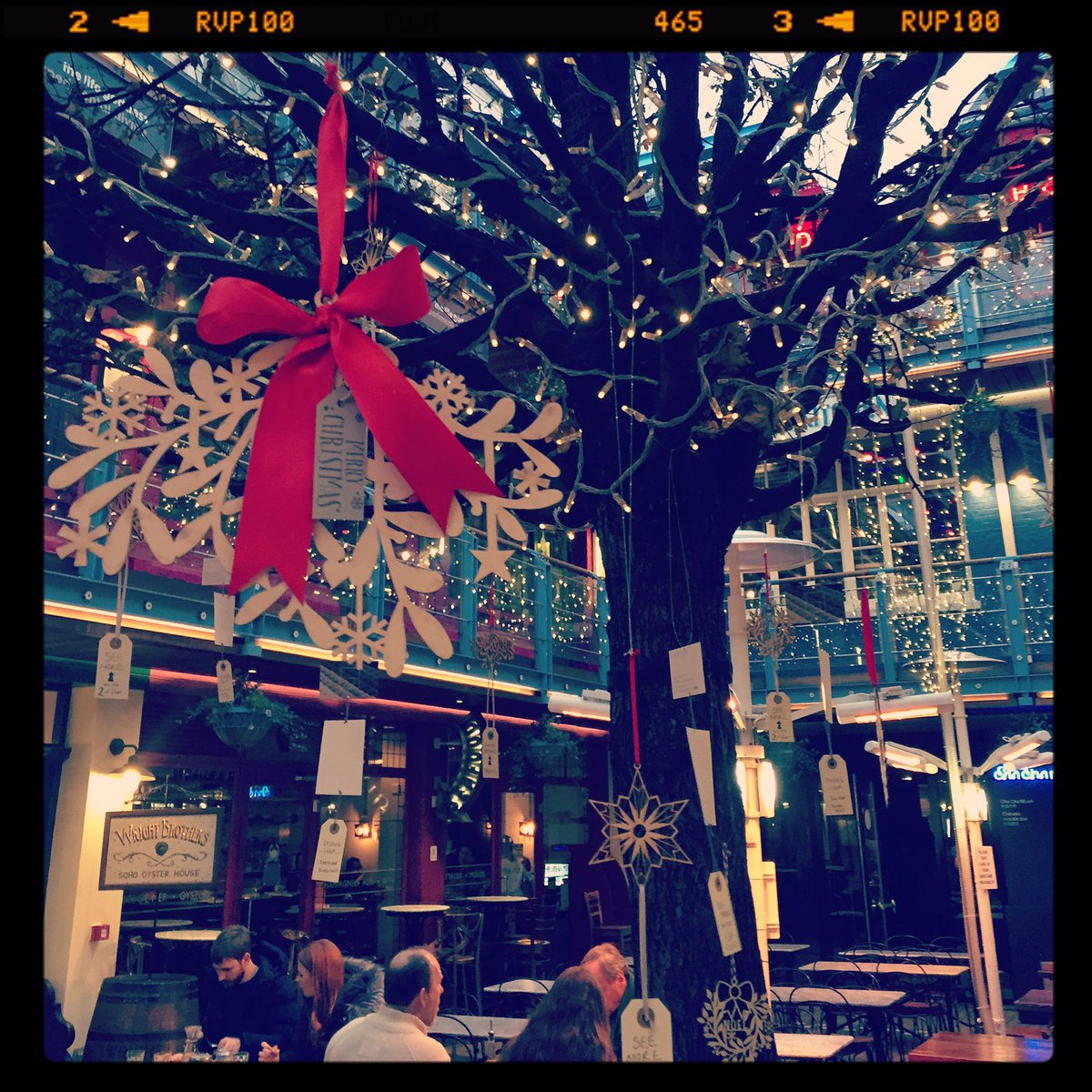 Come into the grotto at #kinglycourt <a href="/CarnabyLondon/">Carnaby London</a> we are on the second floor #popupshop