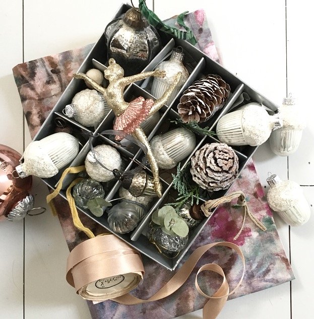 Head to #dreamchristy hub to read <a href="/marienichols/">Marie Nichols</a> style tips on achieving a nod to #TheNutcracker look in the home tinyurl.com/hhhd29s.