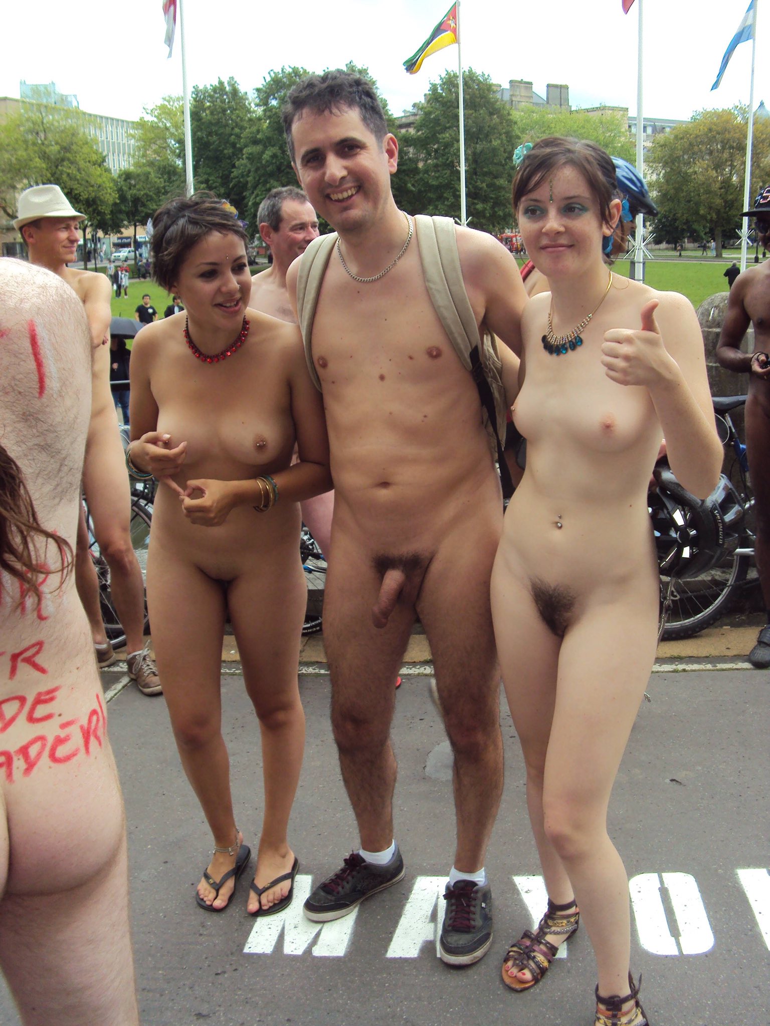 Live Life Naked on Twitter "Fun time with friends wife Xxx Pic Hd Live Life Naked on Twitter "Fun time with friends