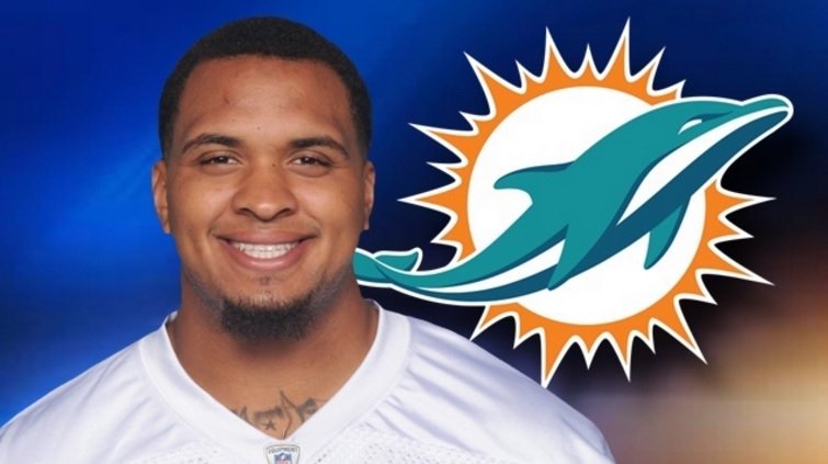 The @MiamiDolphins place Mike Pouncey on injured reserve with hip injury bit.ly/2gHD7B9 https://t.co/l91I13otV4