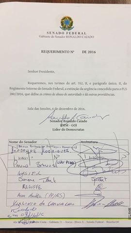 ronaldocaiado's tweet photo. Renan vai tentar votar a lei de abuso novamente. Já recolhi 45 assinaturas para a retirada de urgência para o projeto (das 21 necessárias). https://t.co/4Cp72pcwMA