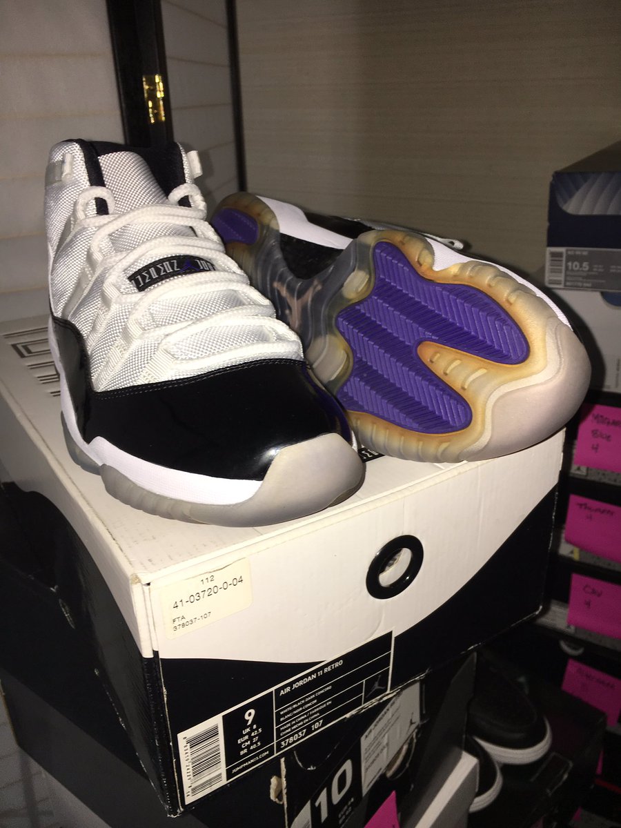 Championskicks's tweet image. DS Size 9

$400+ship firm, add fees for invoice 

@deadlaced @quanb24 @SCOOP208 @SocialNetwork66 @ATrainKickz @basebal2513 @Chasin_Mula