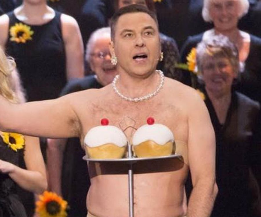 Near-naked David Walliams gives Gary Barlow a stage fright MSN UK