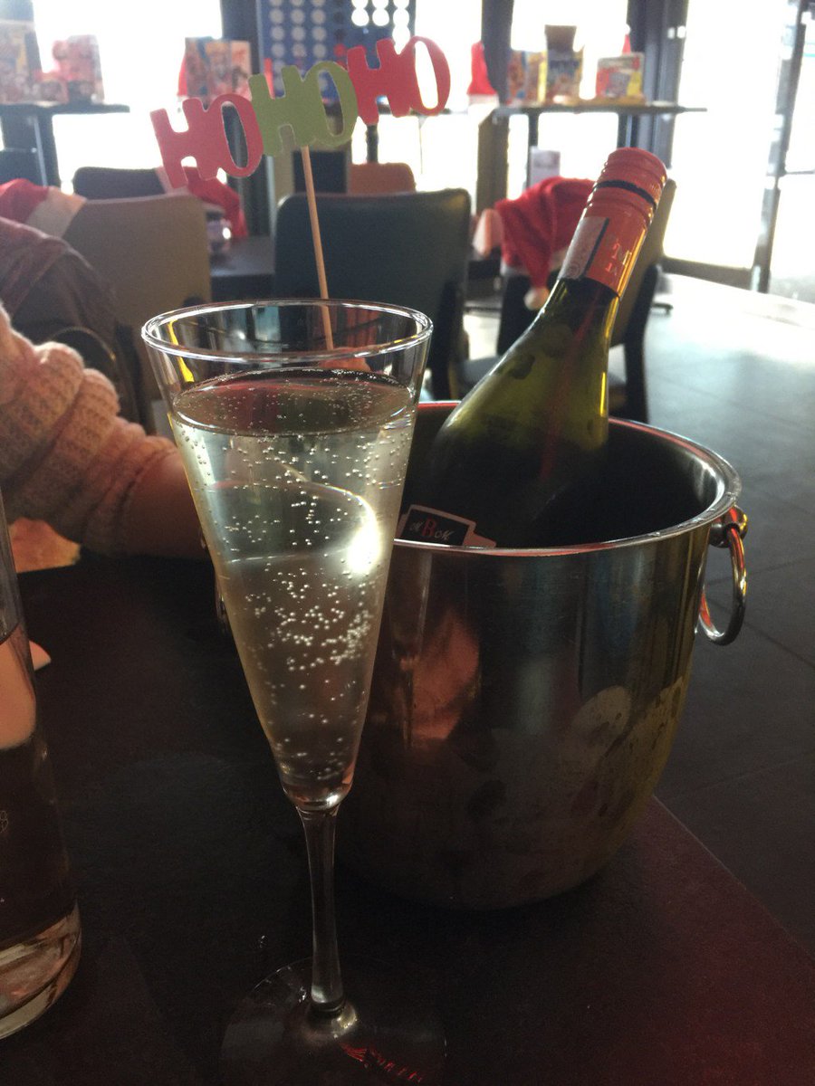 Boozy Bunch tweet media