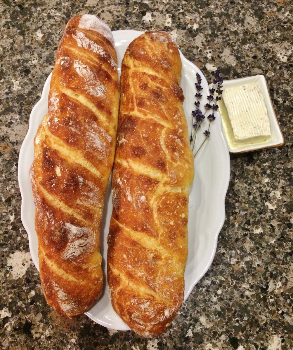 terralavanda's tweet photo. Lavender butter &amp; Canadian maple syrup served with Pain à l’Ancienne!
Perfect holiday #appetizer!
#CulinaryLavender#TerraLavanda https://t.co/fX12a1Jsxg